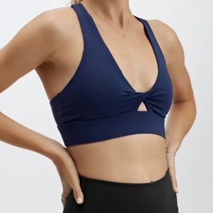 Fabletics Twist Front Sports Bra